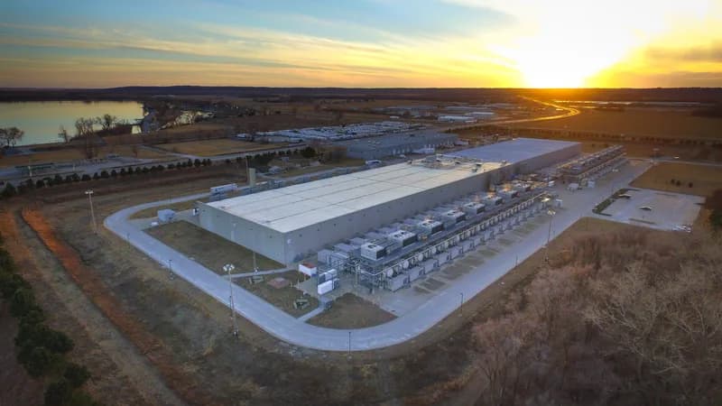 Aerial view of a Google data centre in Council Bluffs, Iowa, at sunset.